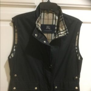 Burberry nylon vest size Large